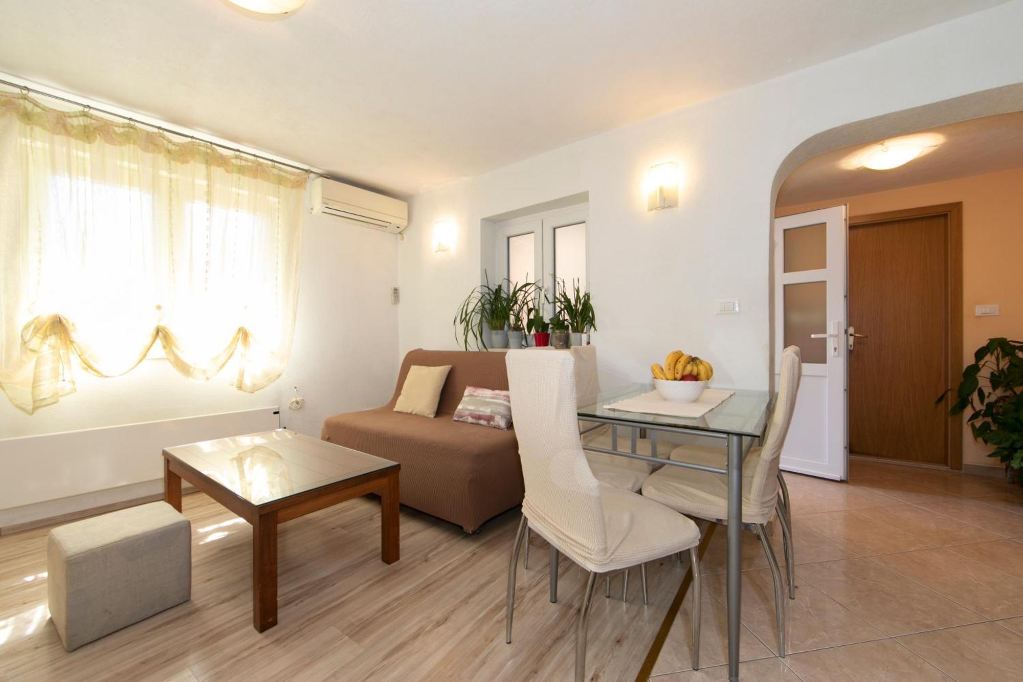 Apartmani Darinka Baška Voda Zewnętrze zdjęcie