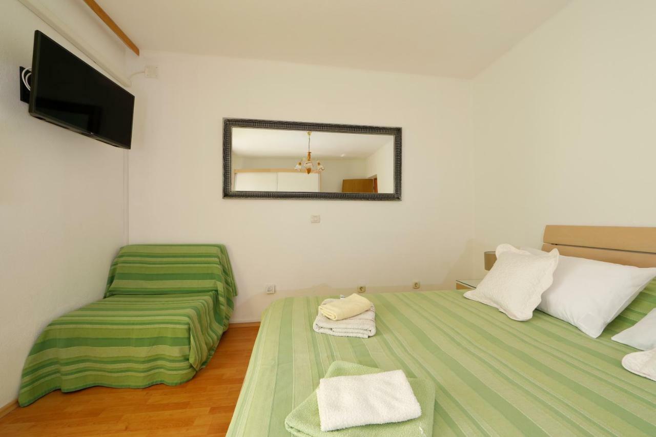 Apartmani Darinka Baška Voda Zewnętrze zdjęcie