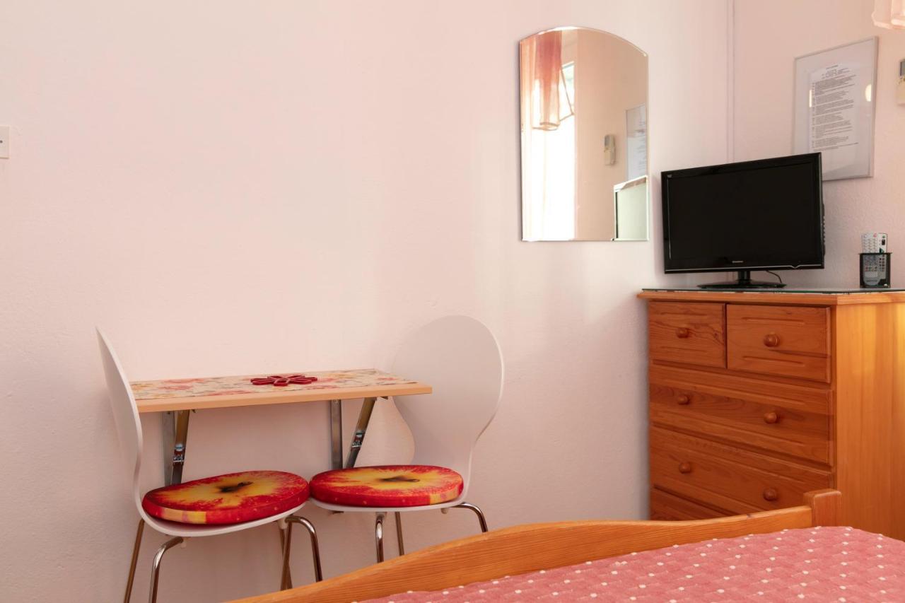 Apartmani Darinka Baška Voda Zewnętrze zdjęcie