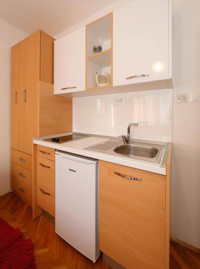 Apartmani Darinka Baška Voda Zewnętrze zdjęcie