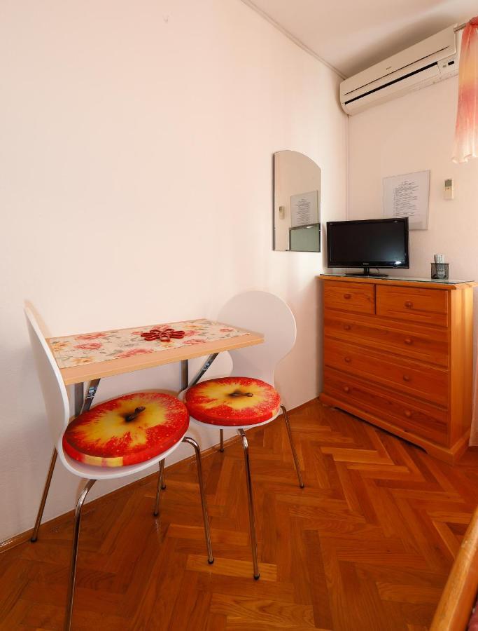 Apartmani Darinka Baška Voda Zewnętrze zdjęcie